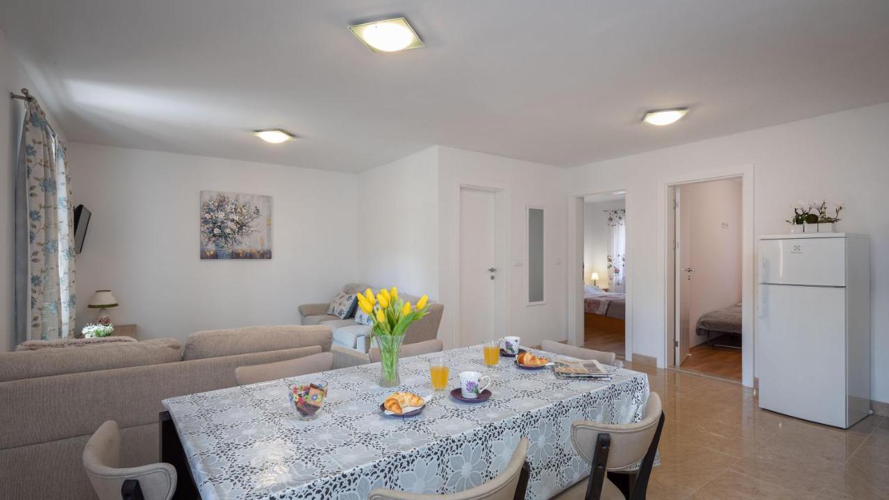 Luxury Stone Villa Nevija 2022 Private Villa Milna  Quarto foto