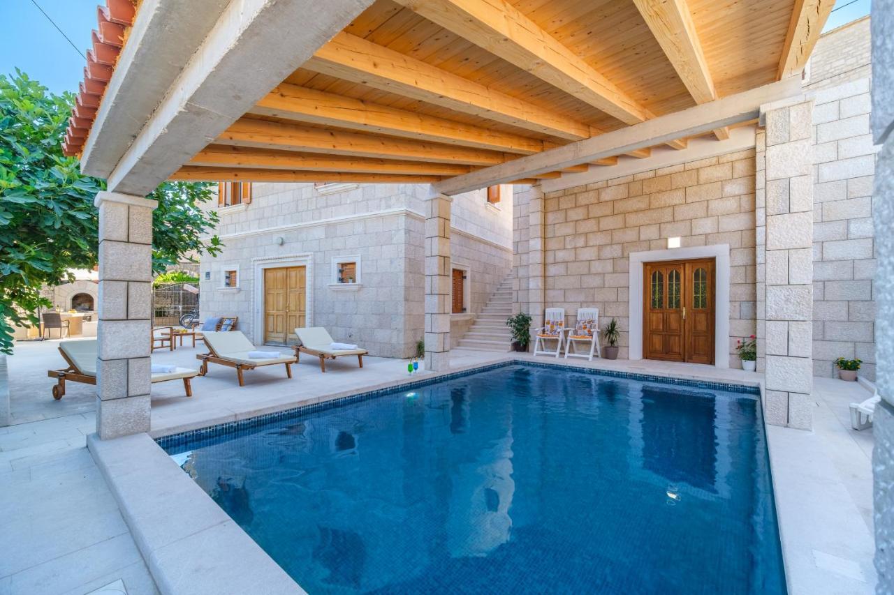 Luxury Stone Villa Nevija 2022 Private Villa Milna  Exterior foto